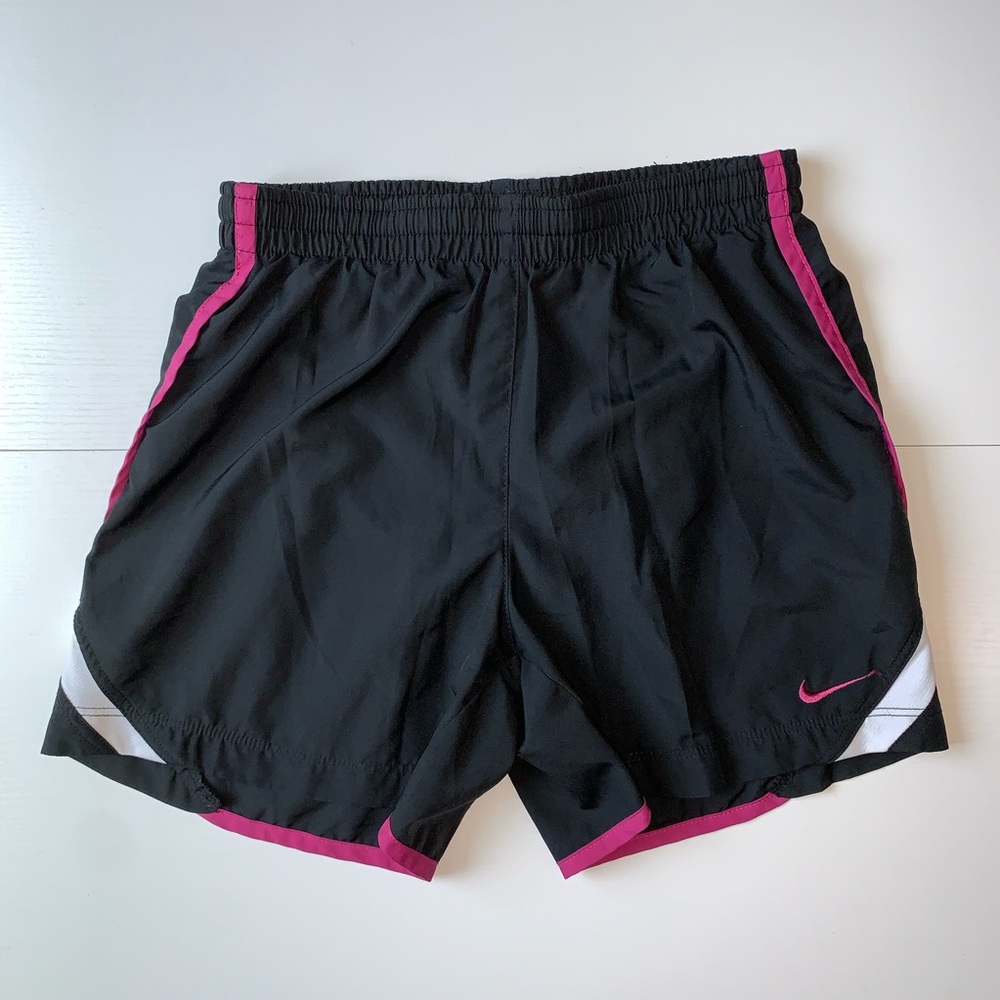 Nike | athletic shorts | medium | black/purple